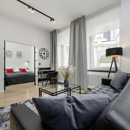 Exclusive Grey And Red Apartment In Warsaw Center By Noclegi Renters Exterior photo
