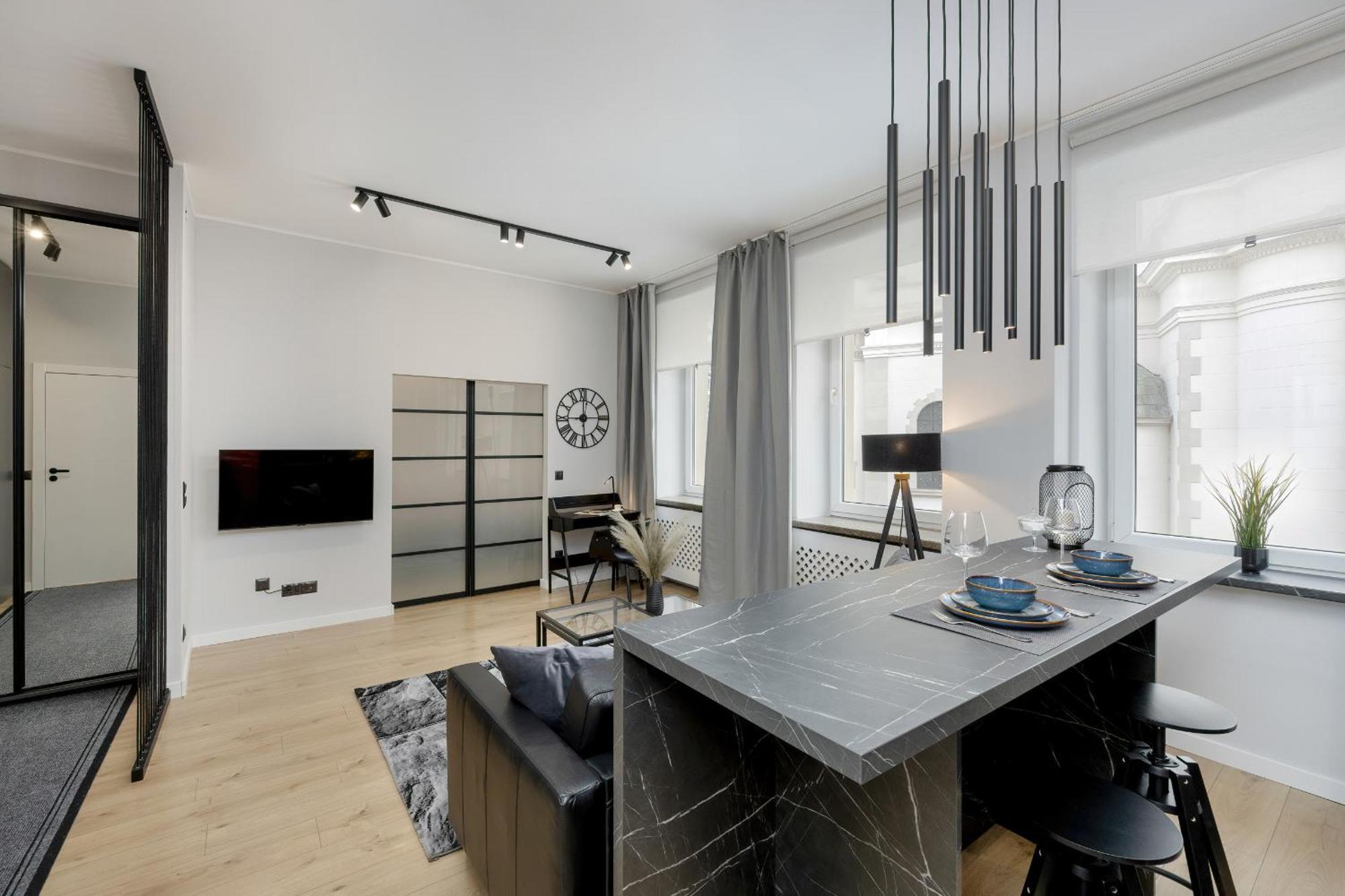Exclusive Grey And Red Apartment In Warsaw Center By Noclegi Renters Exterior photo